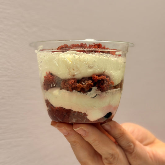 Cremoso Red Velvet y Frutos Rojos
